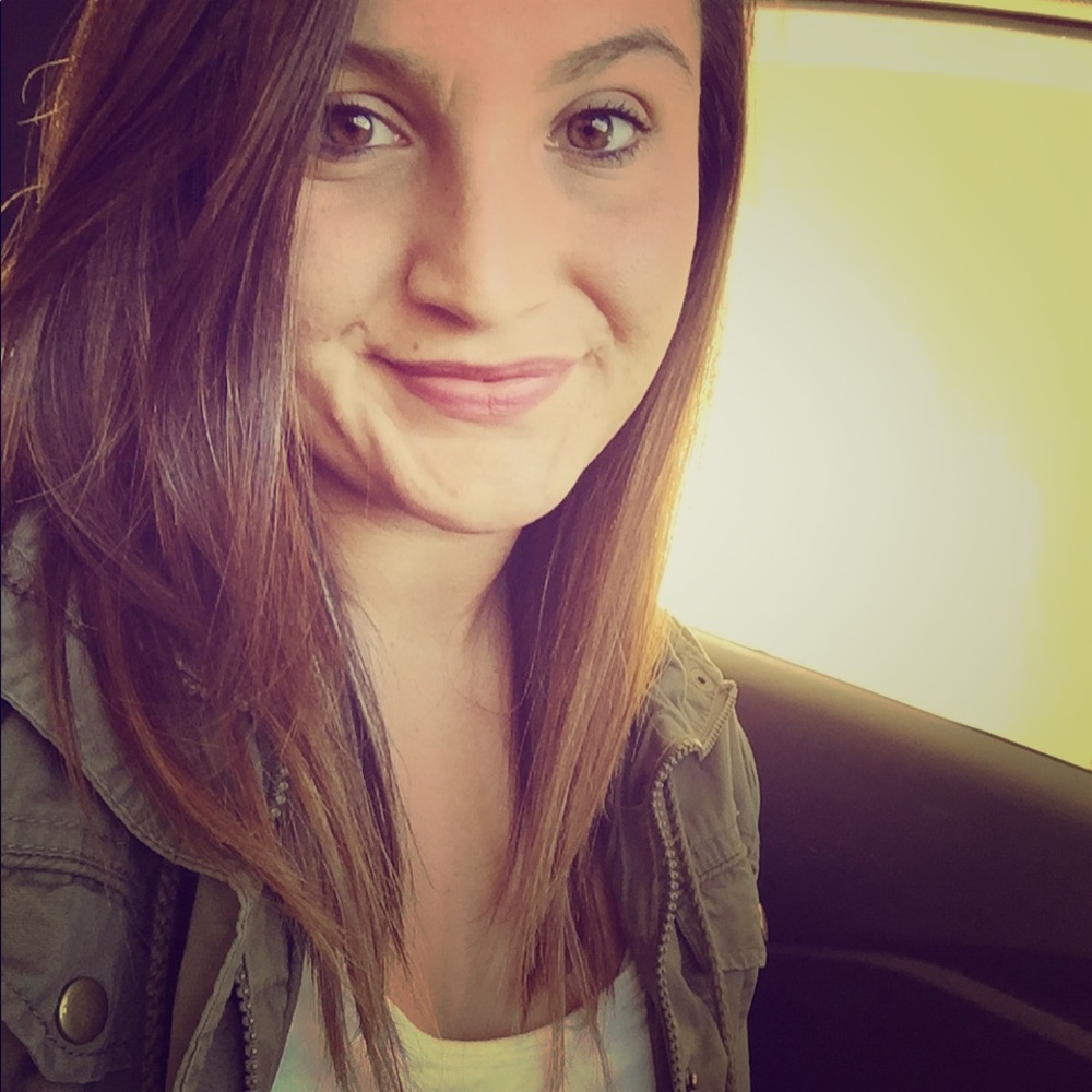 Meet your Posher, Brittany